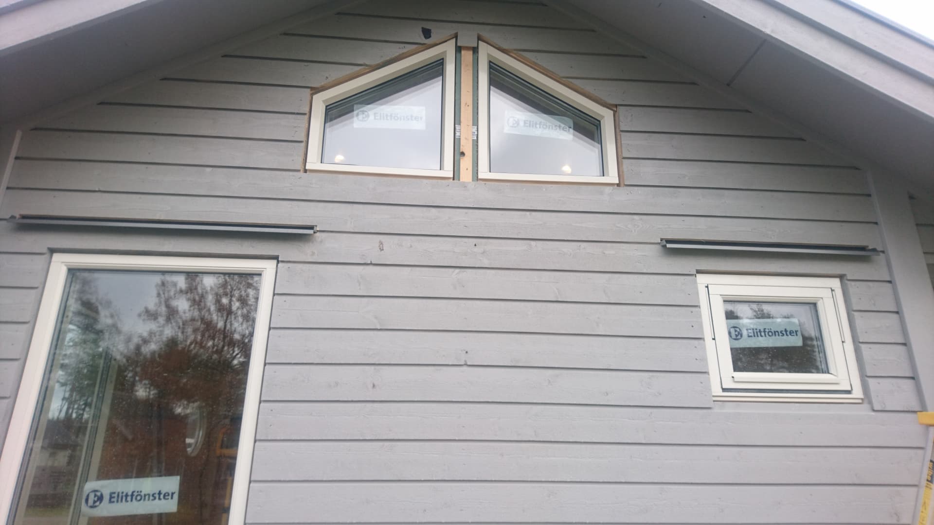 Fönsterdetalj på tillbyggnad — Tillbyggnad